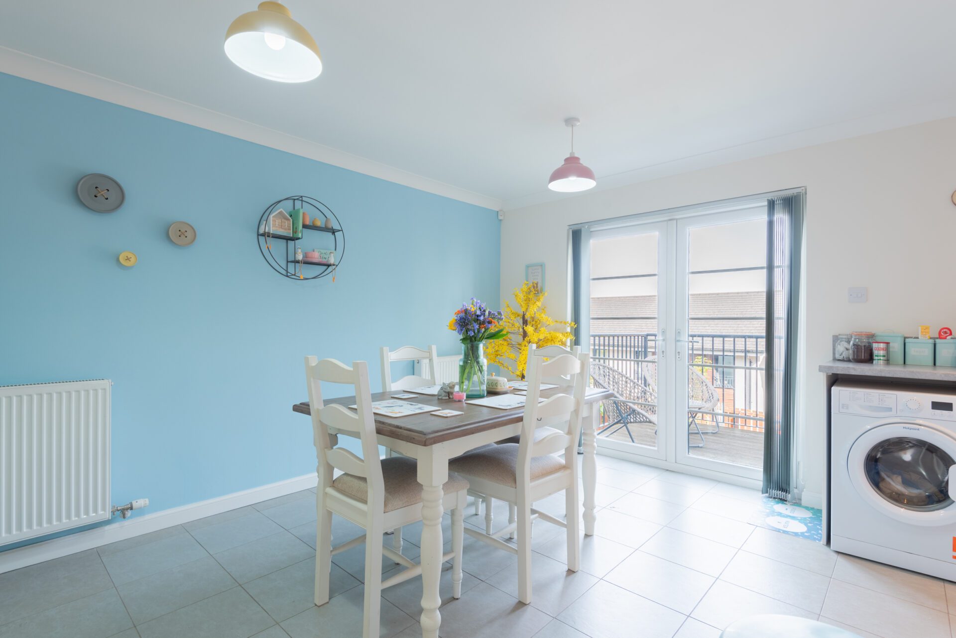 17 kitchen dining area
