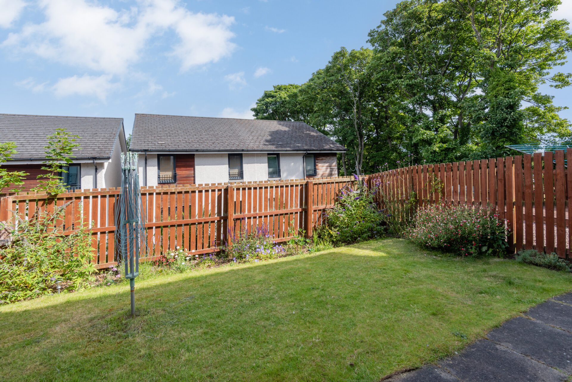 4 rear garden