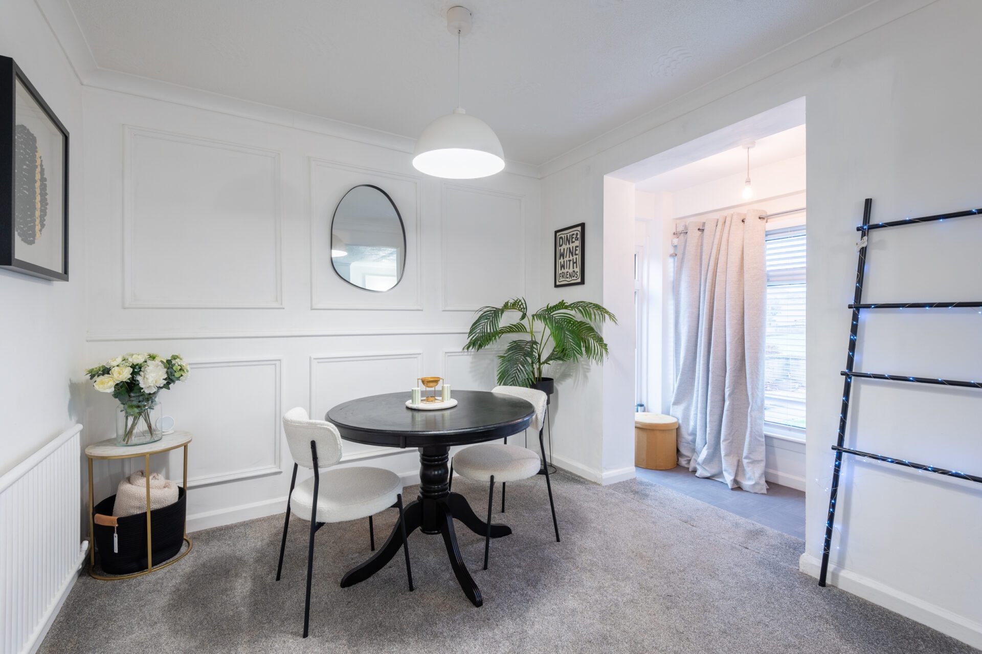 17 dining area