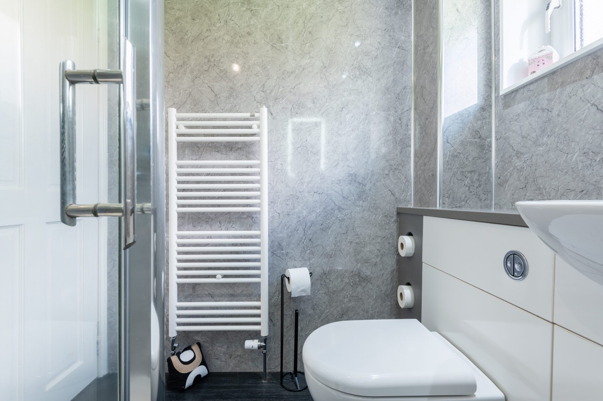 37 shower room