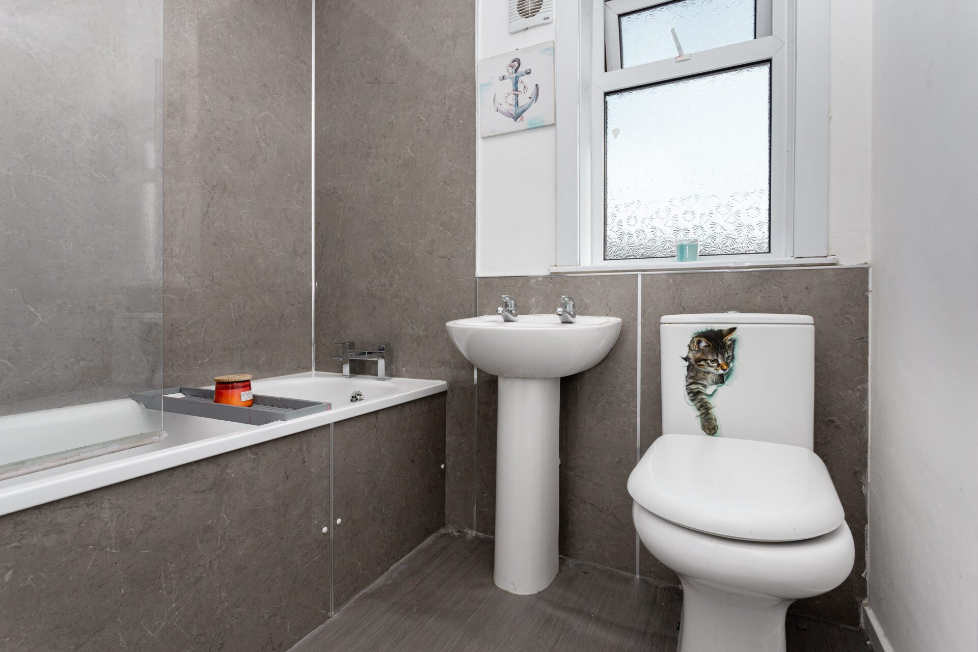 bathroom3
