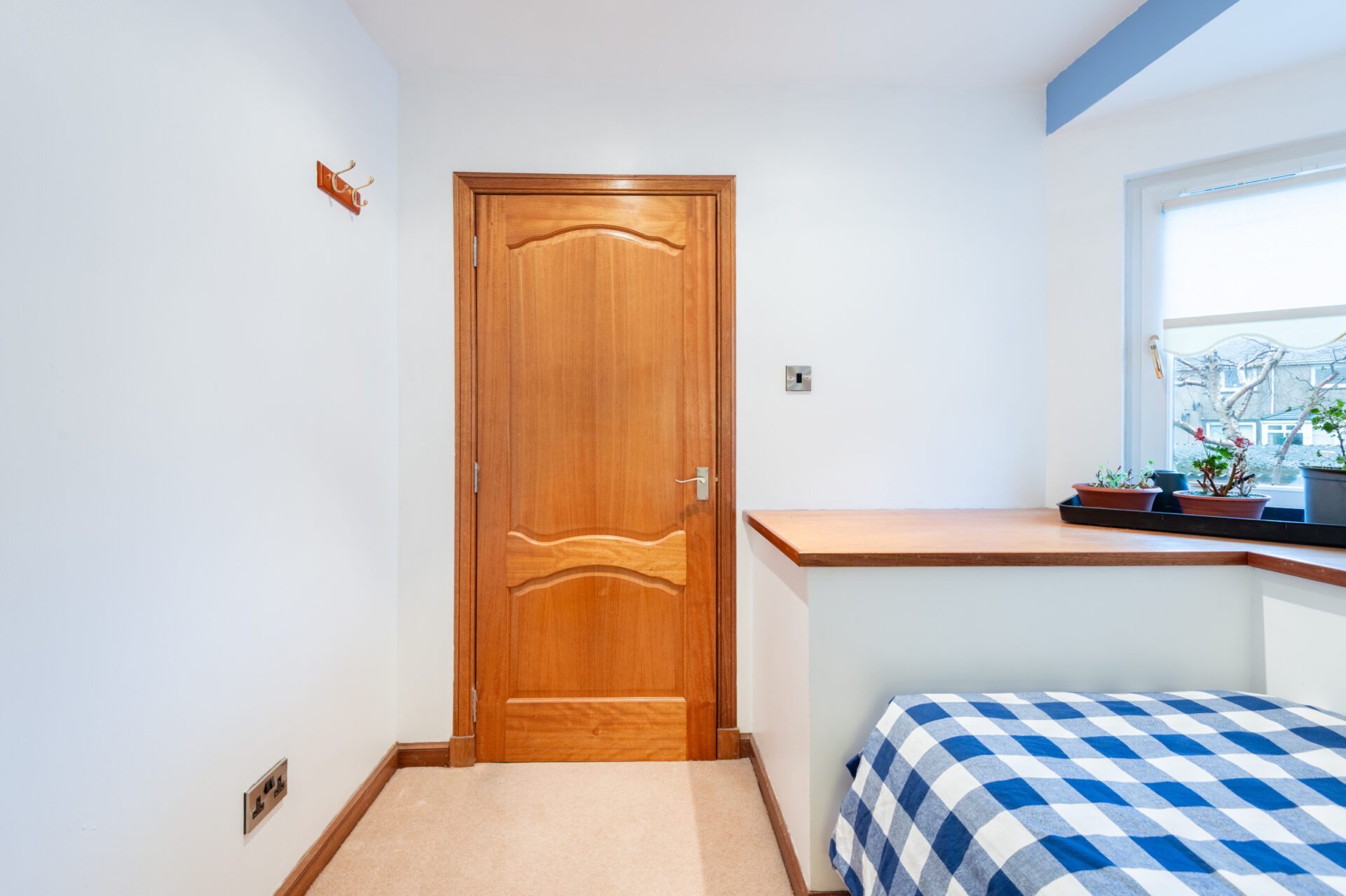 42 bed3