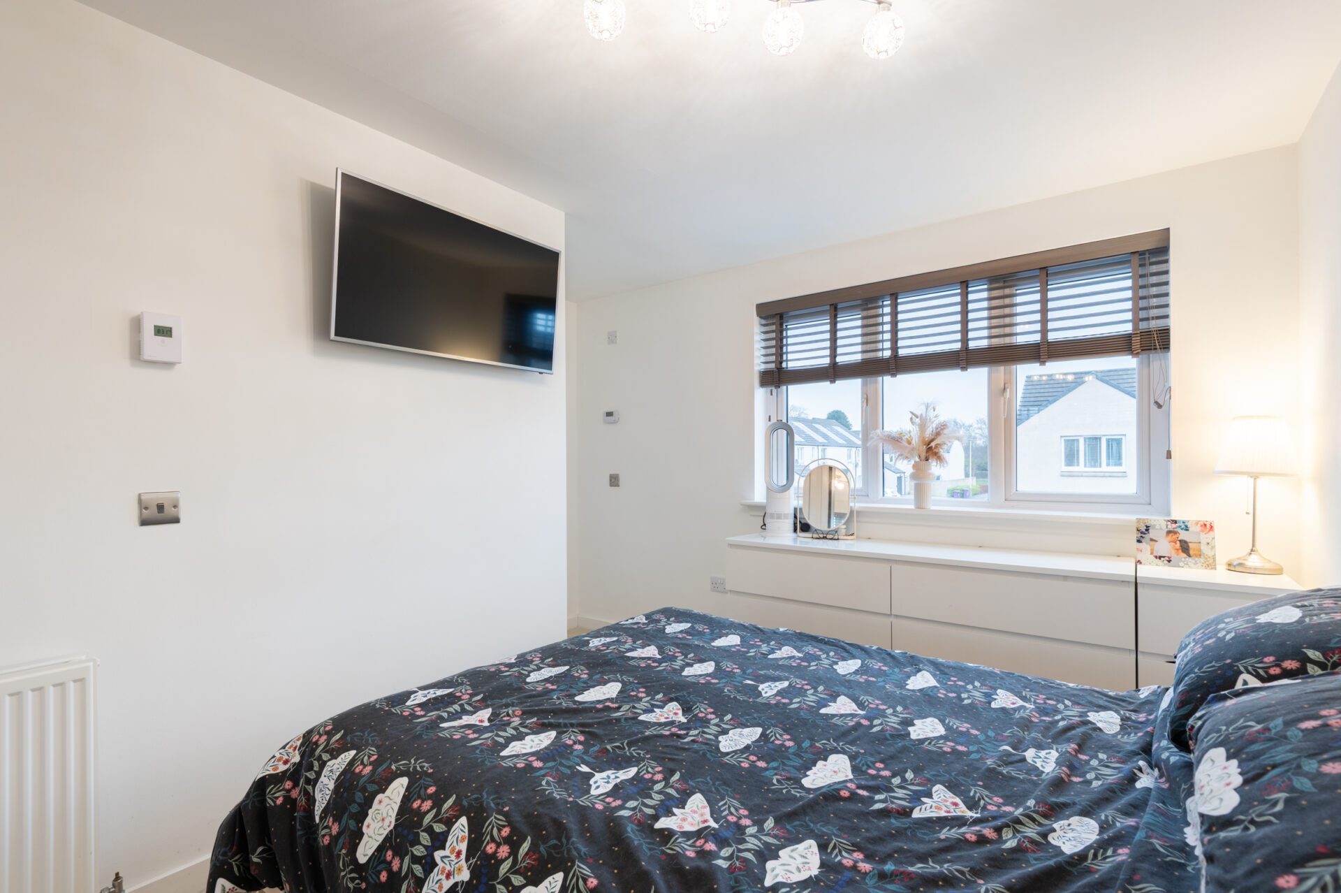 22 bed1