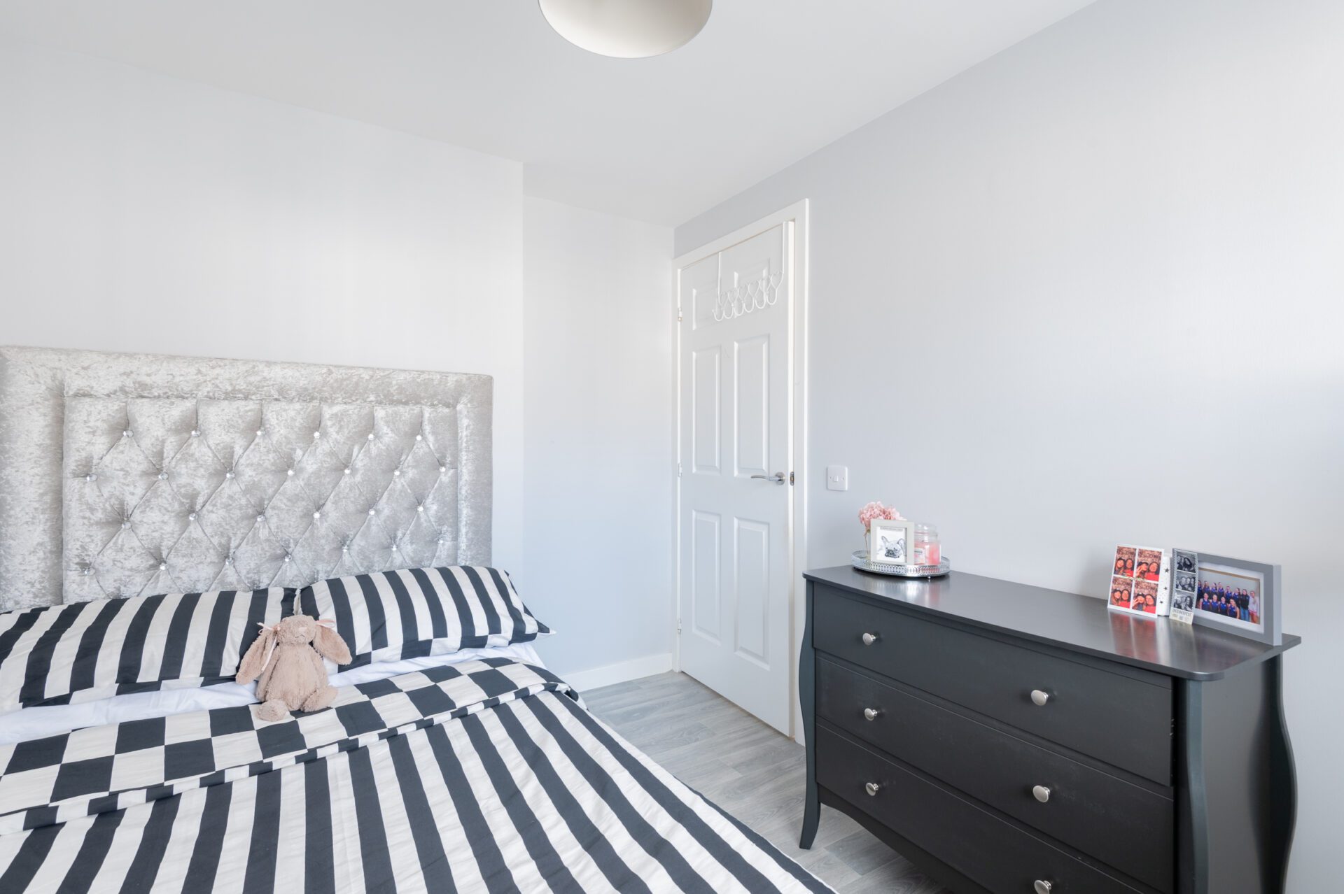 29 bed2