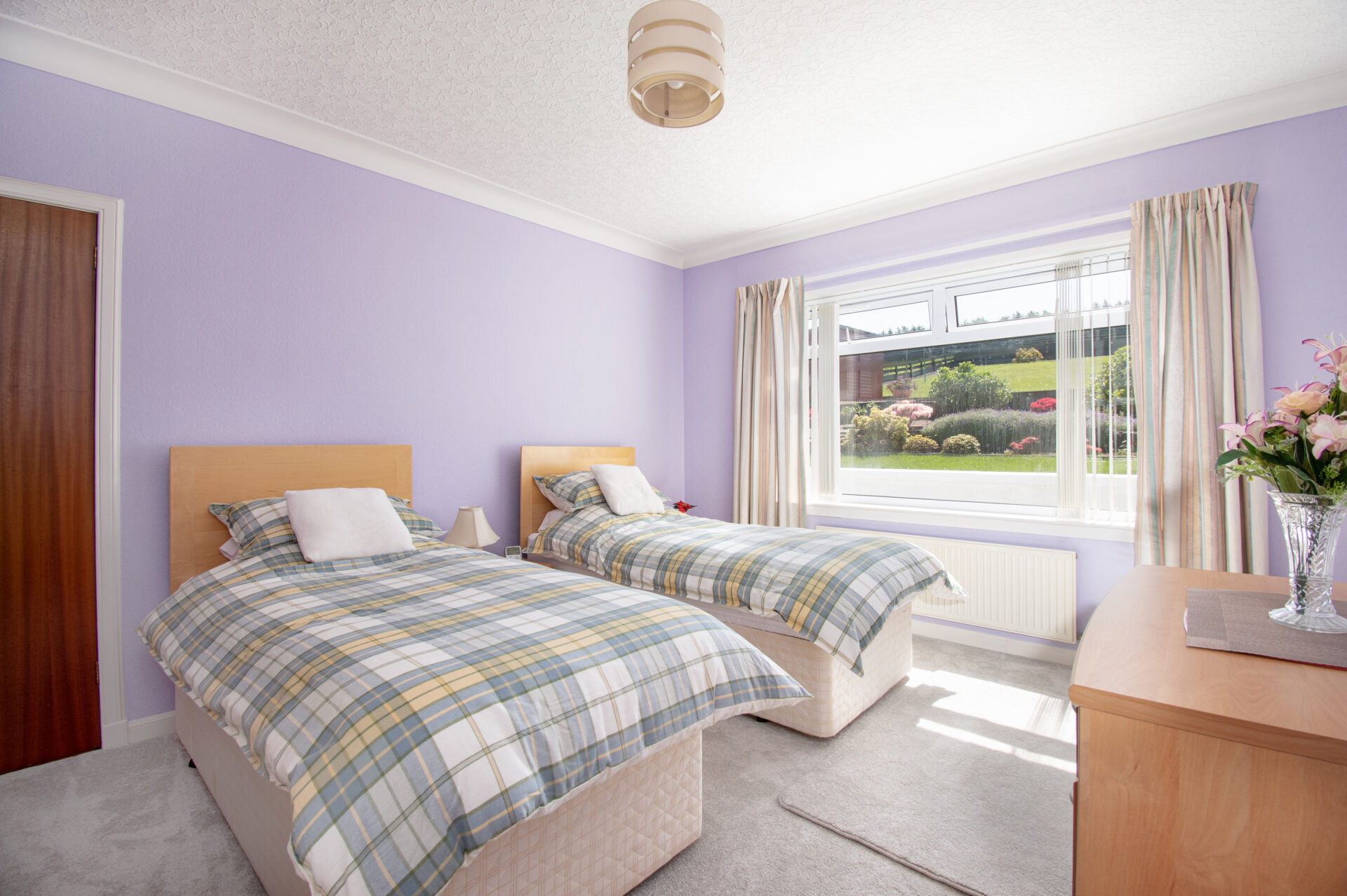 bedroom 1 (1)