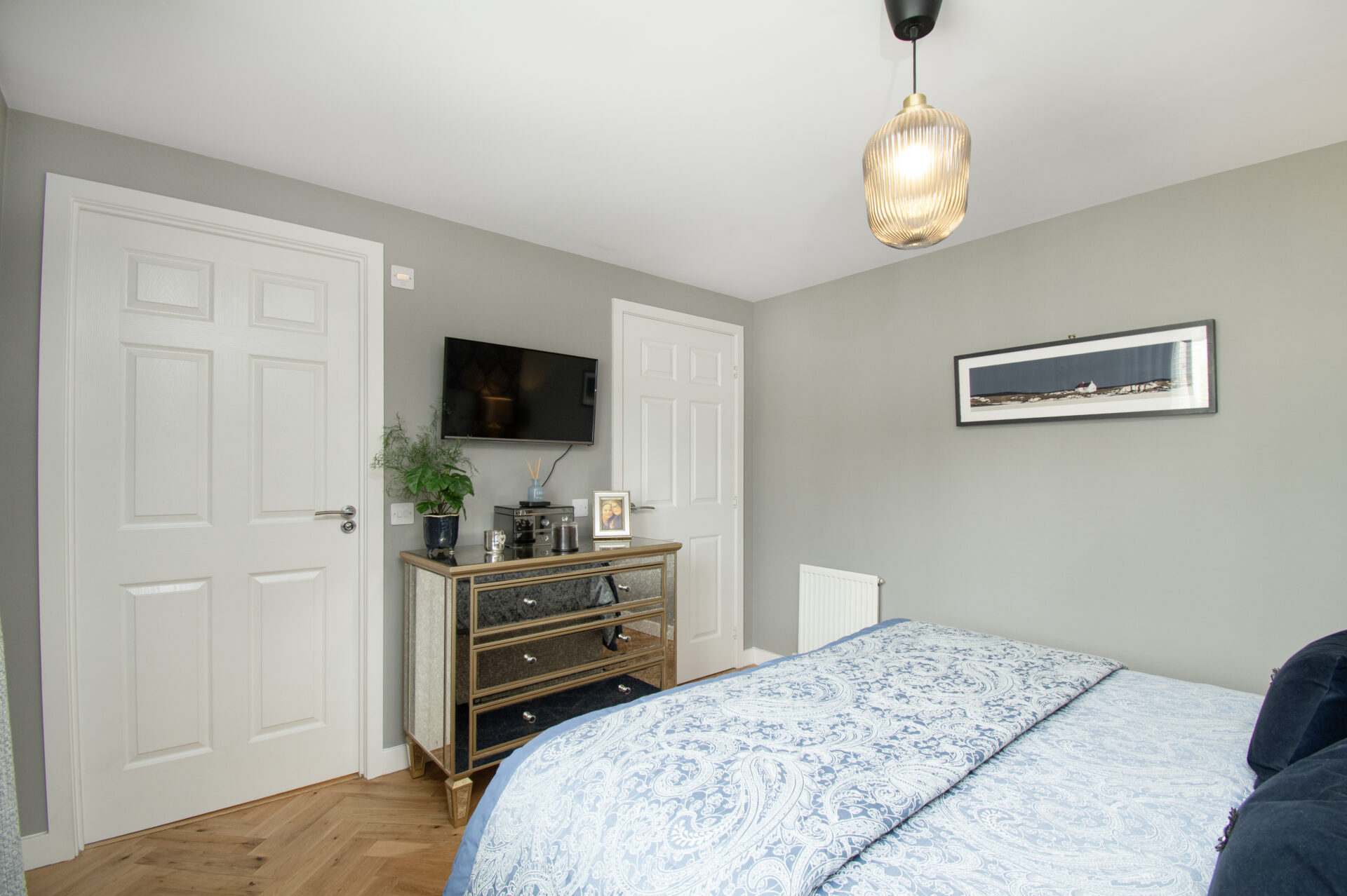 bedroom 1 (3)