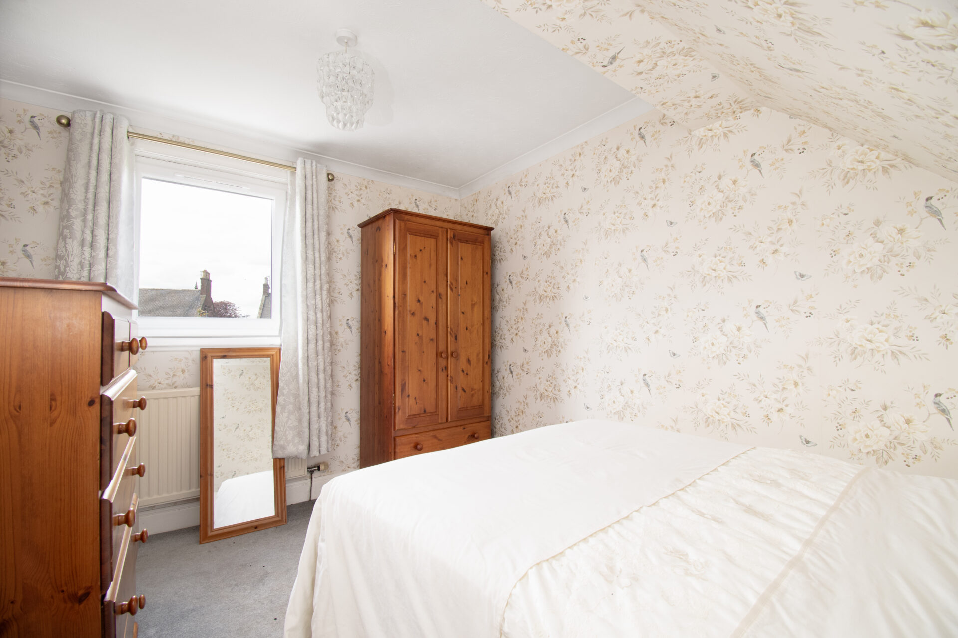 bedroom 2 (3)