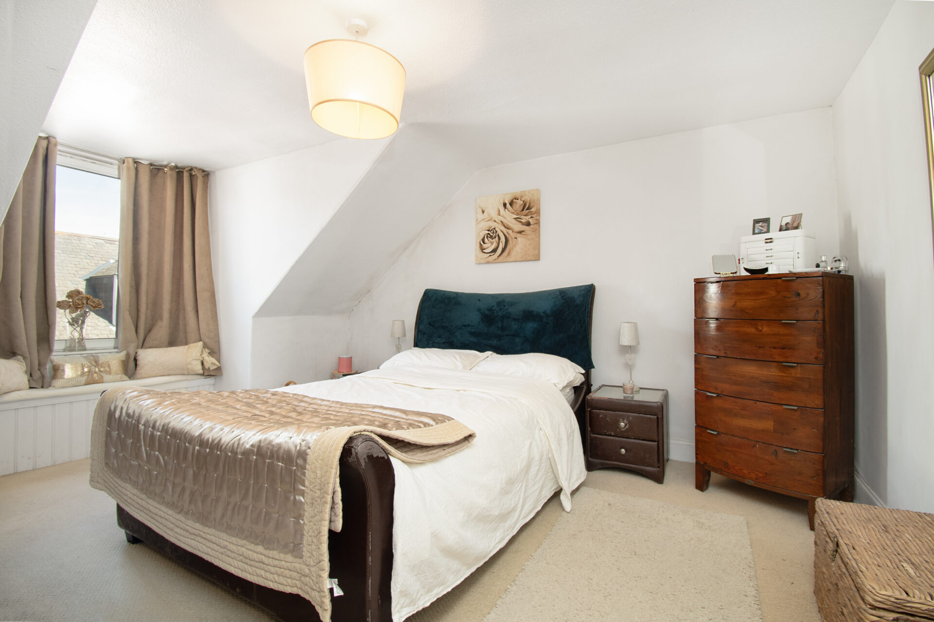 bedroom 1 (1)