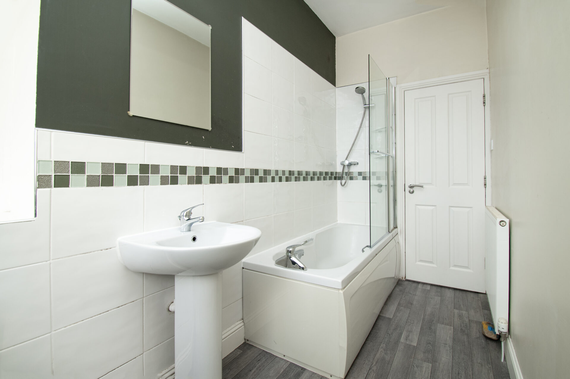 bathroom (2)