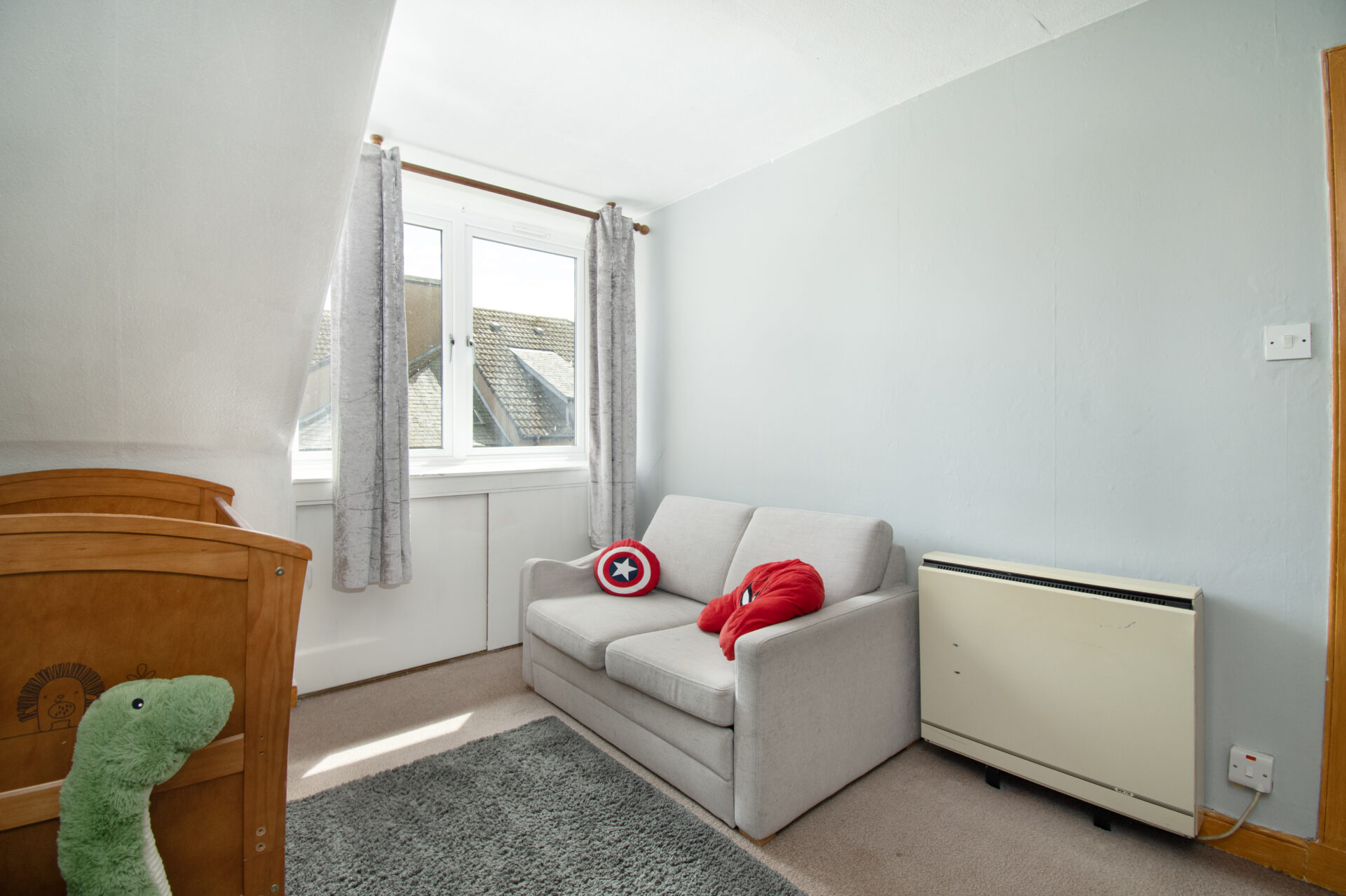 bedroom 1(2)