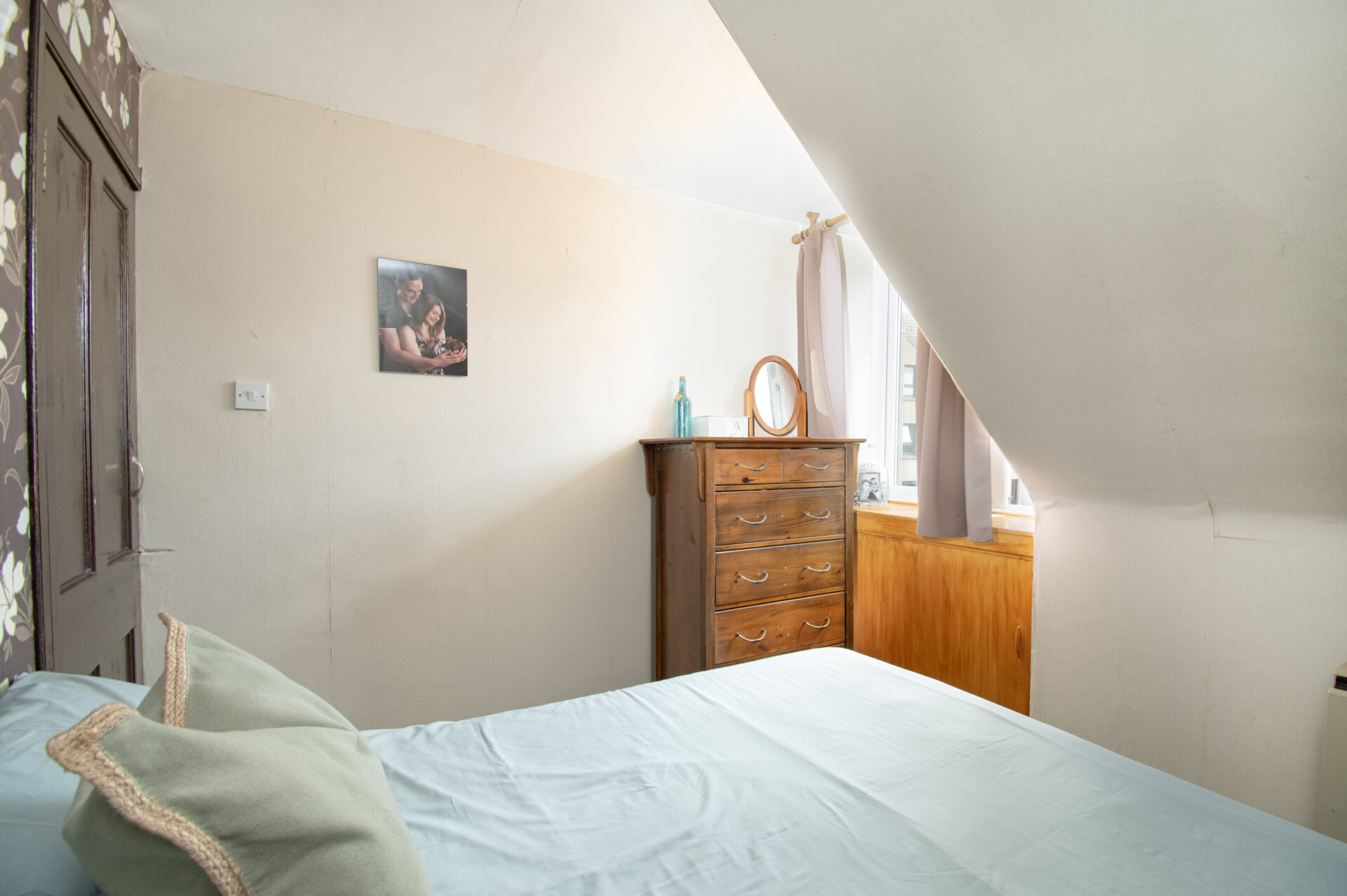 bedroom 2(2)