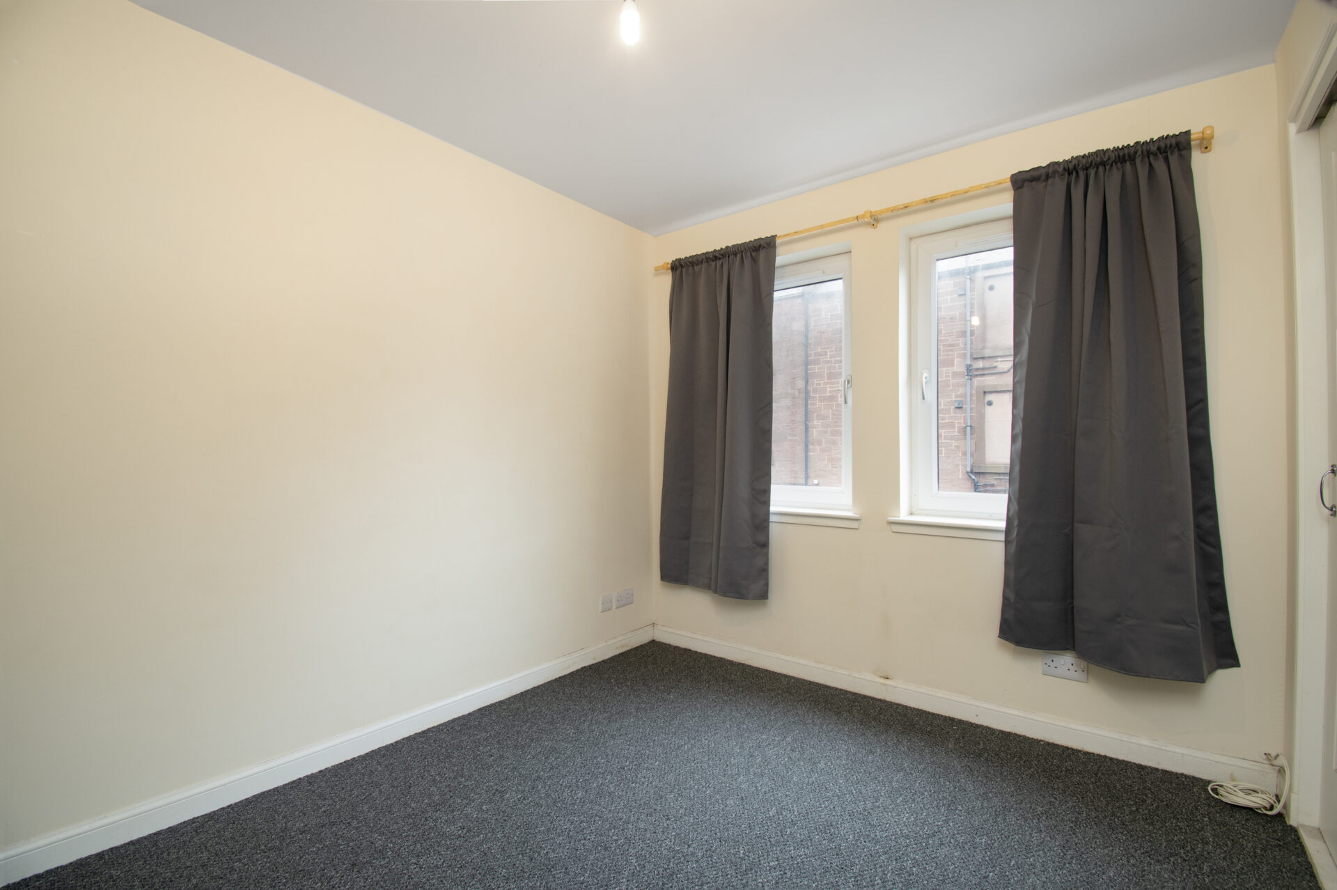 bedroom 2(3)