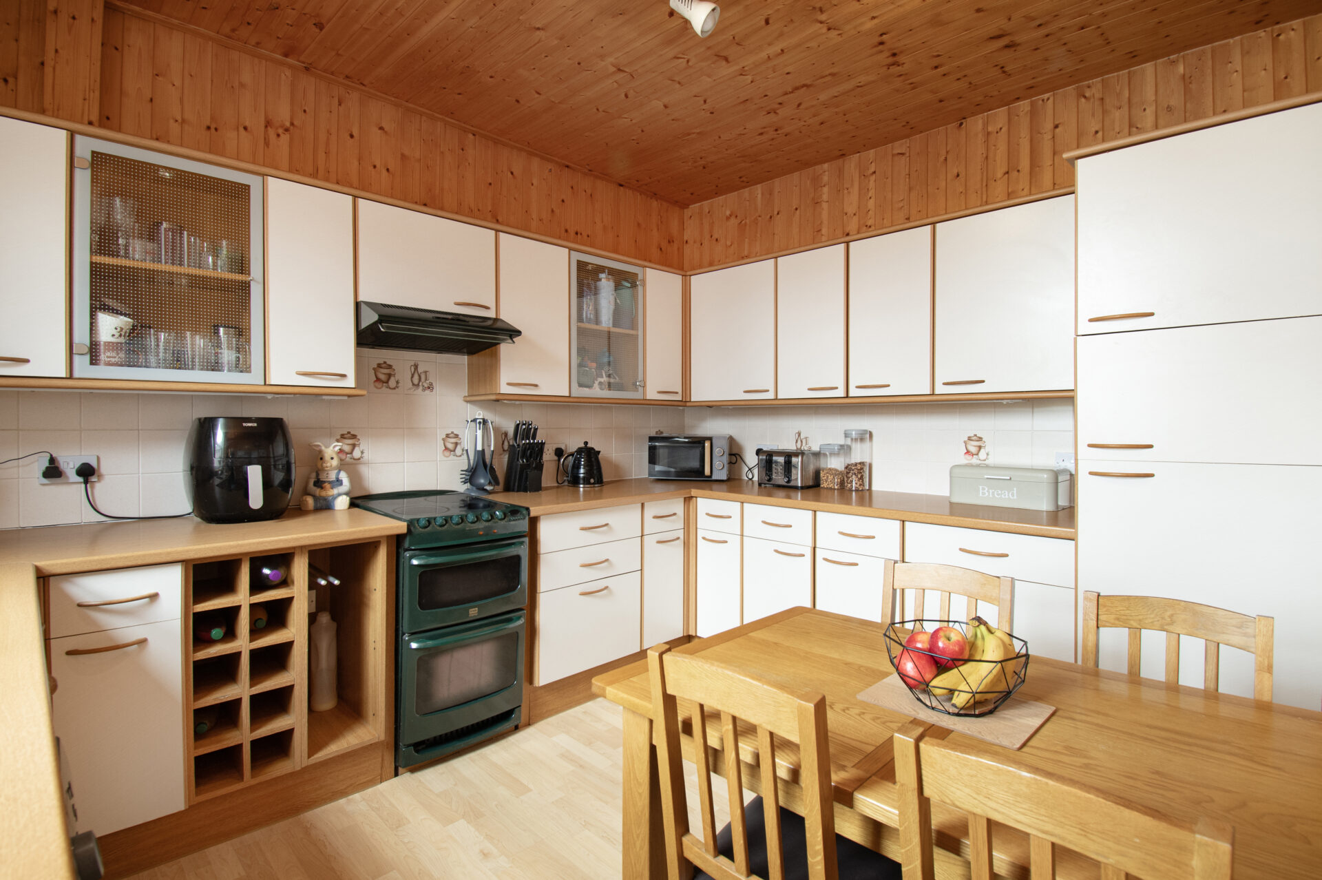 kitchen (1)