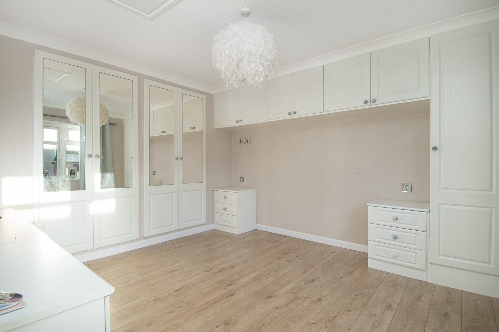 bedroom (1)