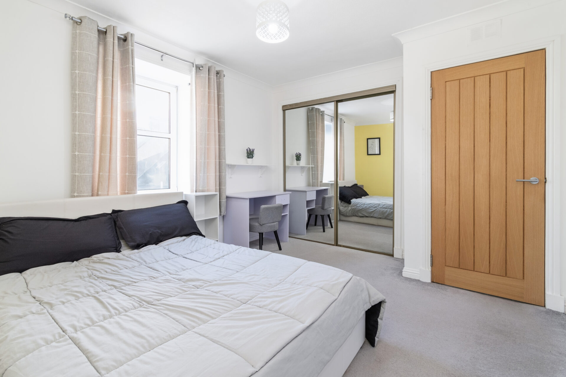 bedroom 6 (1)